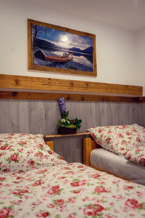 Ferienwohnung Grundlsee, Willkommen In Mami'S Ferienwohnung Zewnętrze zdjęcie